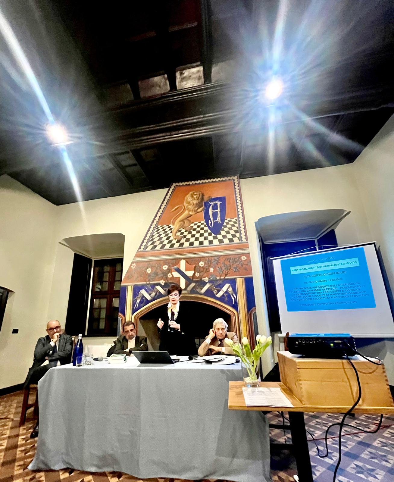 Avv. Elisa Debernardi — conferenza istituzionale